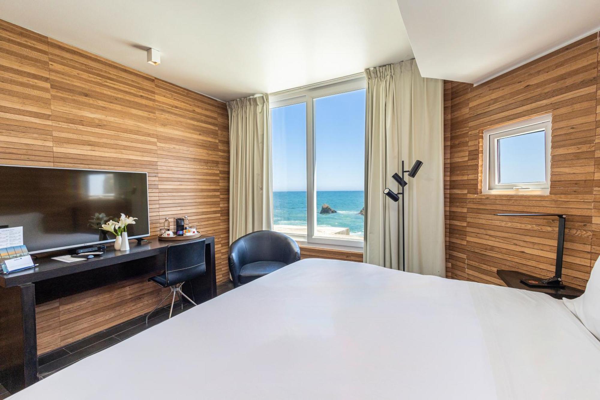 King Room Ocean View Non-Smoking
